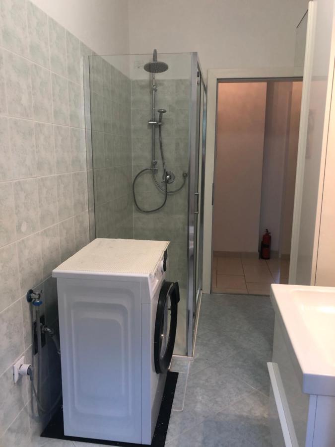 Guesthouse Gigli 2 - Free Tourist Card & Car Parking - No Trucks Больцано Екстер'єр фото